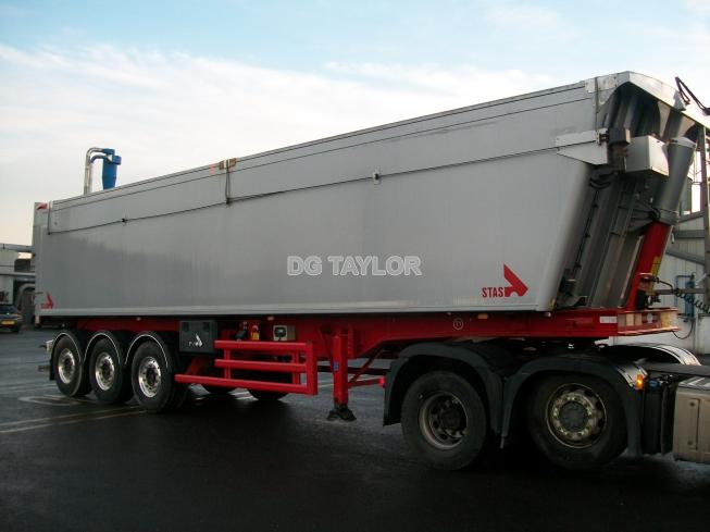 2019 STAS AGRISTAR TRI AXLE STRAIGHTFRAME PLANKSIDED TIPPING TRAILER 